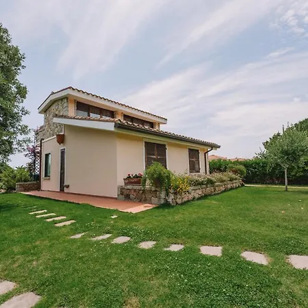 Villa Colombina Is Morus