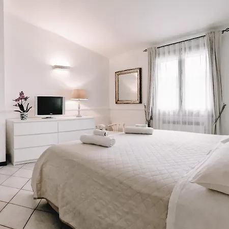 Colombina Villa *